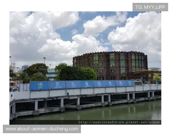 澳门英皇戏院巴士旅游路线推荐涵盖主要景点全面体验澳门文化魅力